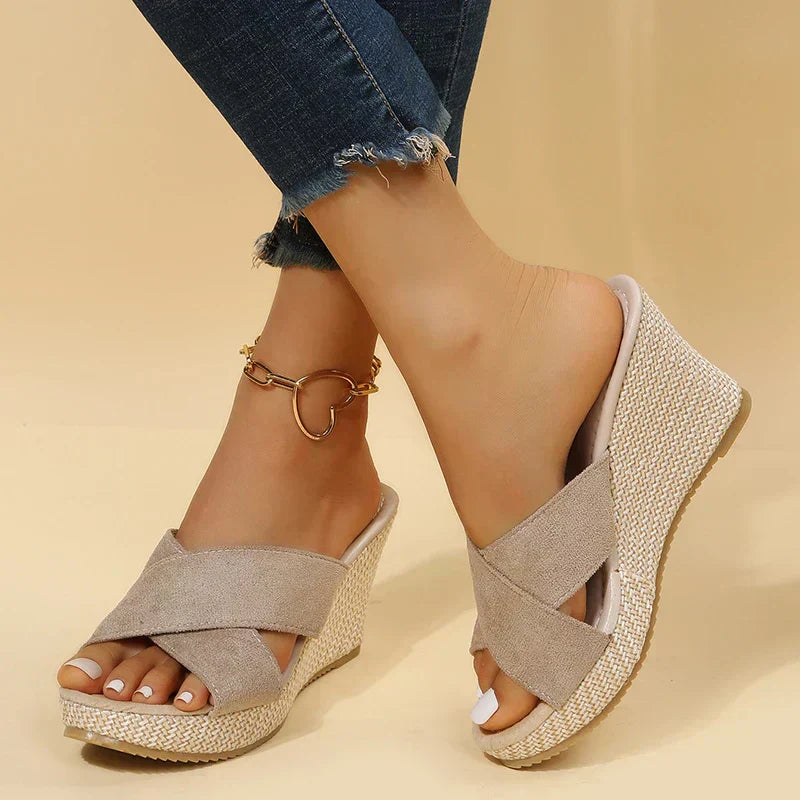 Jewel™ Chic Sandals